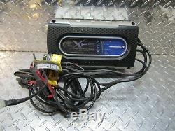Bass Pro Shops XPS On-board Marine Battery Charger 15Amp Triple Bank 5/5/5A