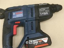 Bosch GBH 18V-20 Professional SDS Drill + 4Ah Battery + Charger