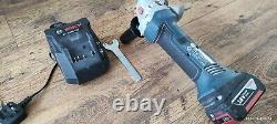 Bosch Professional Cordless Angle Grinder 18V 125mm with 3Ah battery and charger