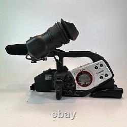 Canon Camcorder XL2 with 3 Batteries 2 Chargers Coupler Microphone SEE DETAILS