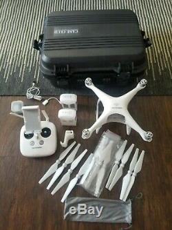 DJI PHANTOM 4 PRO Drone 2 batteries, Premium Case, strobe light, rapid charger