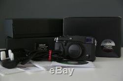 Fujifilm X-Pro 1, Boxed with 2 x Batteries, Charger & Case WORKING (Body Only)