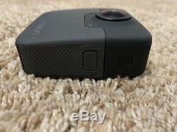 GoPro Fusion Camera Black, 64gb x 2MicroSD, 5 Batteries, GO PRO Dual Charger
