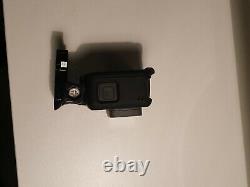 Go Pro Hero 5 Black Edition With battery Charger Hub 3 Batterys Remote