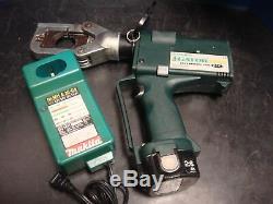 Greenlee Eccx Gator Pro 6 Ton Cordless Hydraulic Cutter Set 12v Battery Charger
