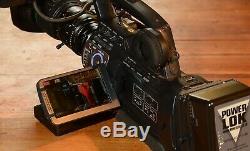 JVC GY-HM700 Digital Camcorder Black with Battery, Charger Unit Docking Plate