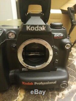 Kodak Professional DCS Pro 14n Digital SLR Camera Body Charger Batteries