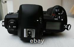 Nikon D1x, Professional With 2 Nikon Battery + Charger