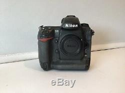 Nikon D3 12.1MP Dig SLR Camera Body Full Frame Pro 9FPS inc Charger Batteries