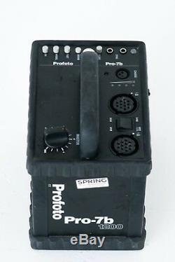 Profoto 7b 1200, Profoto Pro B head, battery, charger, MainsDock