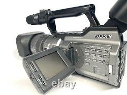 Sony DCR-VX2100 (English) TESTED Fully Functioning With Battery + Charger