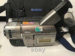 Sony Handycam CCD-TRV67 Hi-8 / 8mmCamcorder, Bag, Battery, Charger, Remote, Works