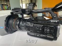 Sony PMW-200 XDCAM HD422 Camcorder with SxS Cards, MB, Battery, Charger & Remote