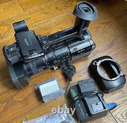 Untested Sony HVR-Z1E Digital HD Camera + battery, display charger. Powers up
